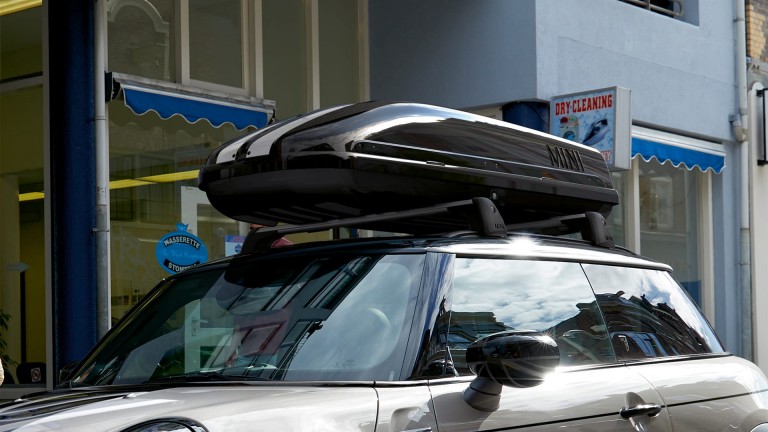 Тридверний MINI хетч – Багажник на дах - Чорний