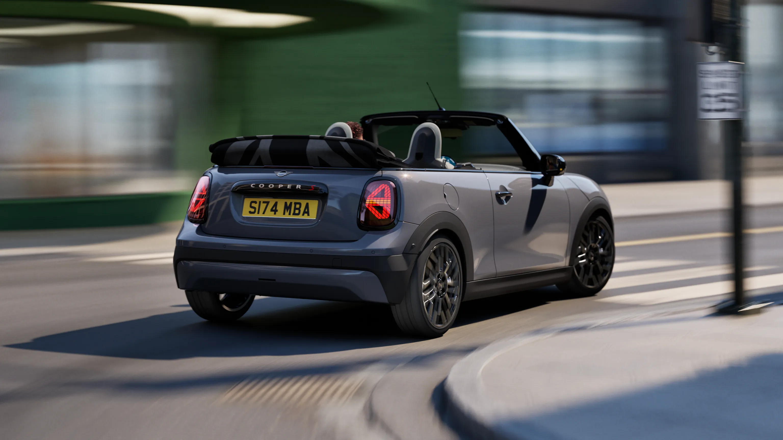 MINI Cooper Кабріолет - досвід водіння – особливості