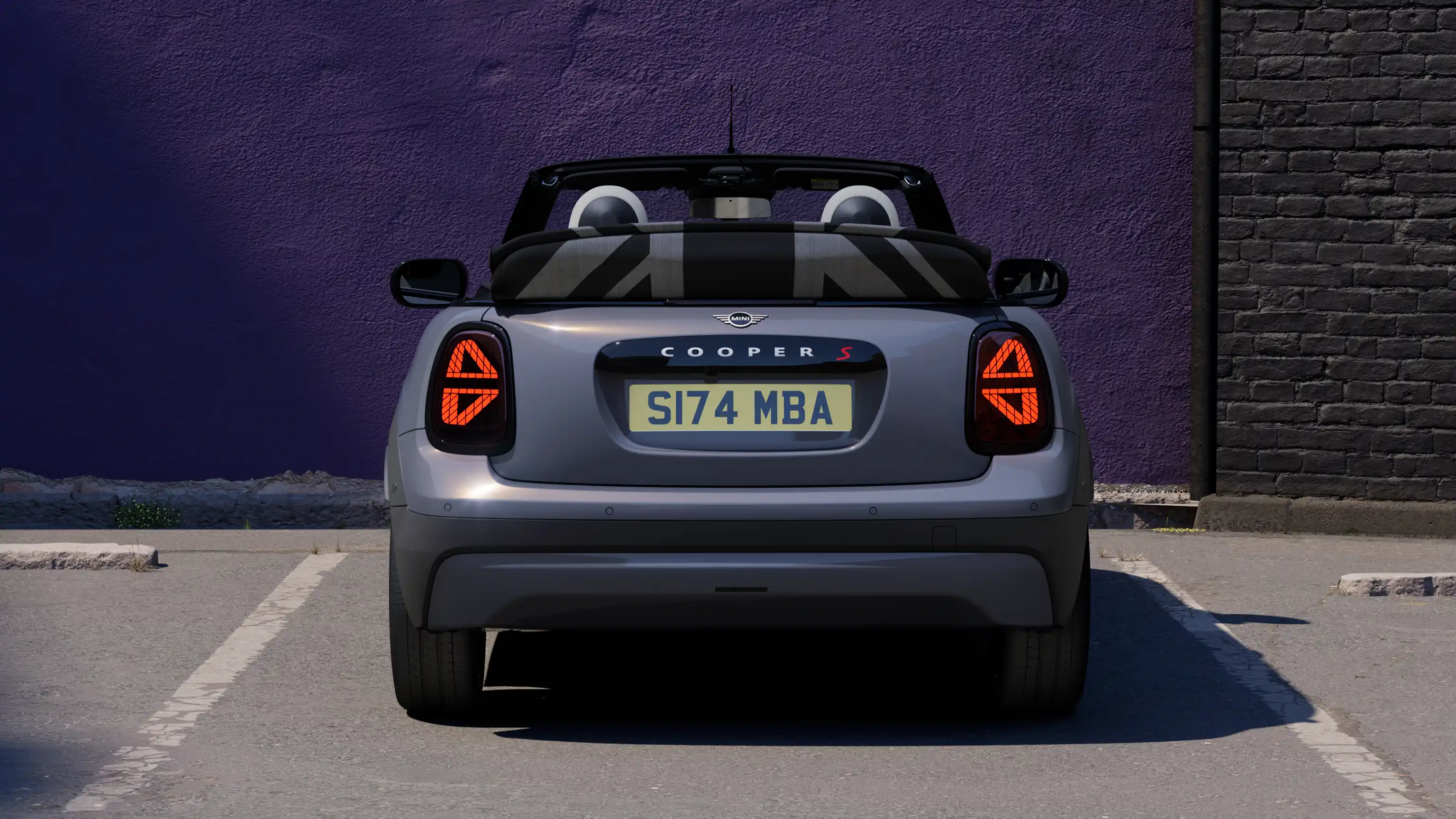 MINI Cooper Кабріолет - досвід водіння - функція easy load