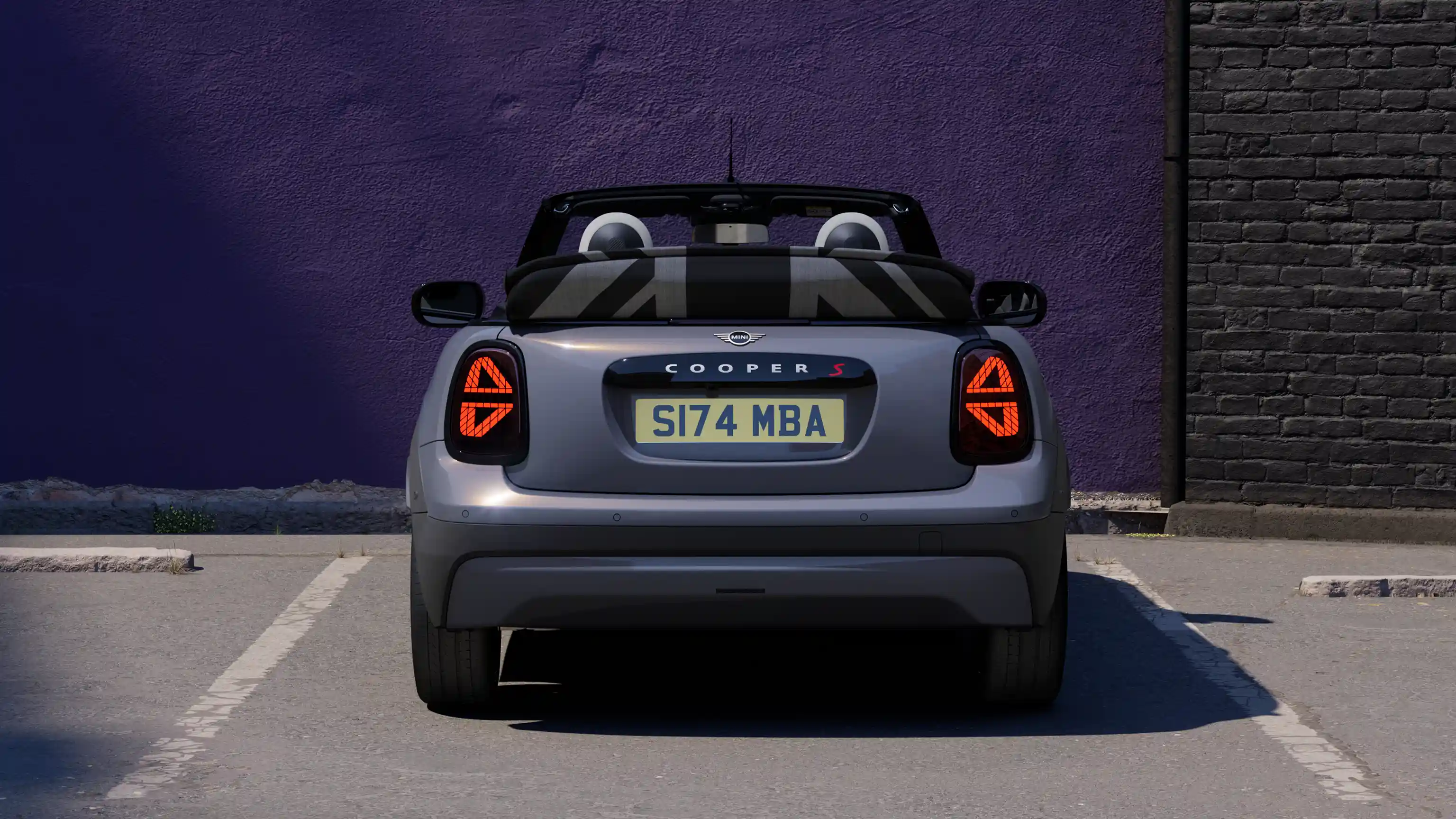 MINI Cooper Кабріолет - особливості екстер’єру – вид ззаду