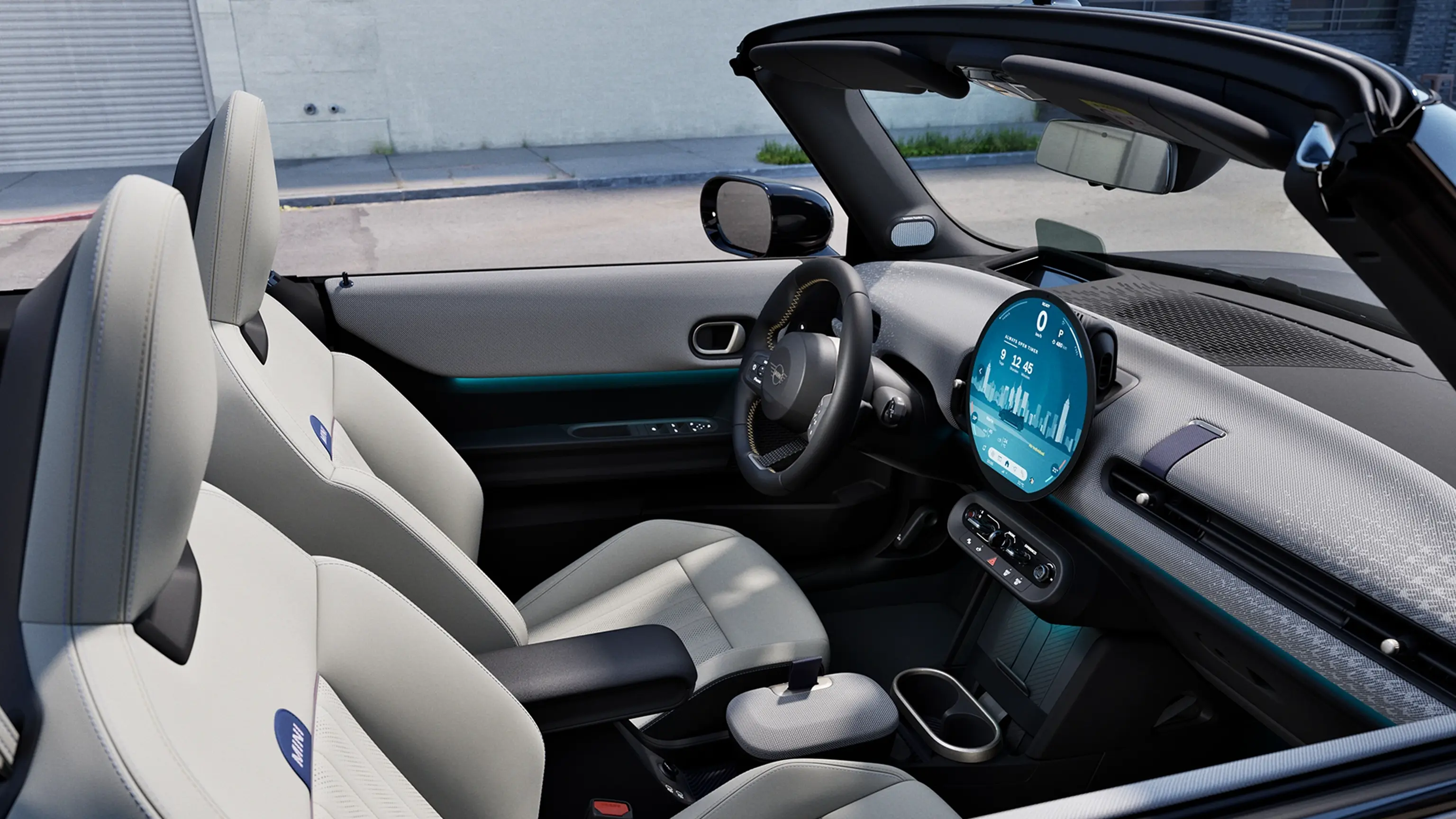 MINI Cooper Кабріолет - інтер’єр - відео-інтро