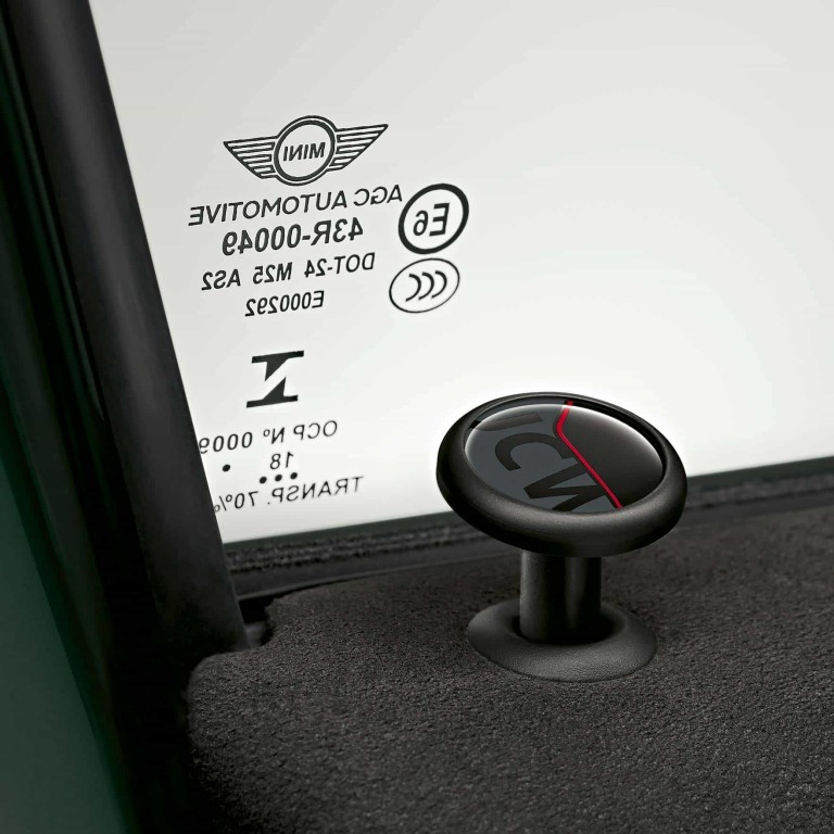 MINI John Cooper Works – кнопки блокування дверей
