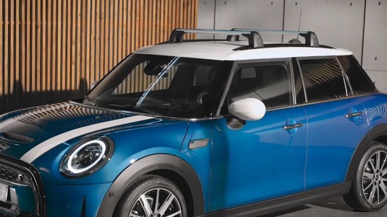 Аксесуари MINI - необхідне у подорожах багажник на дах mini