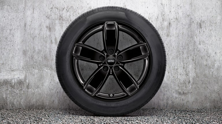  17" Легкосплавні диски Сhannel spoke 531 – у кольорі jet black