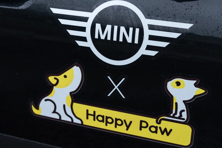 Happy Paw