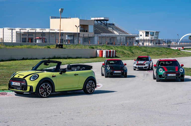  MINI