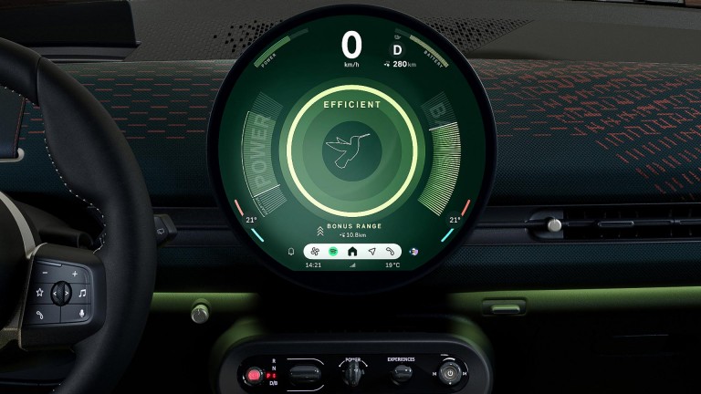 Повністю електричний MINI Aceman - заряджання - бонусні кілометри
