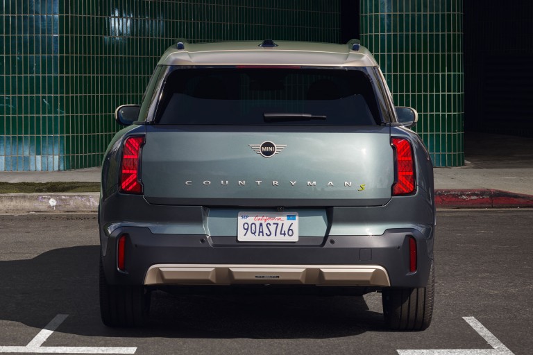 Повністю електричний MINI Countryman - екстер’єр - дах