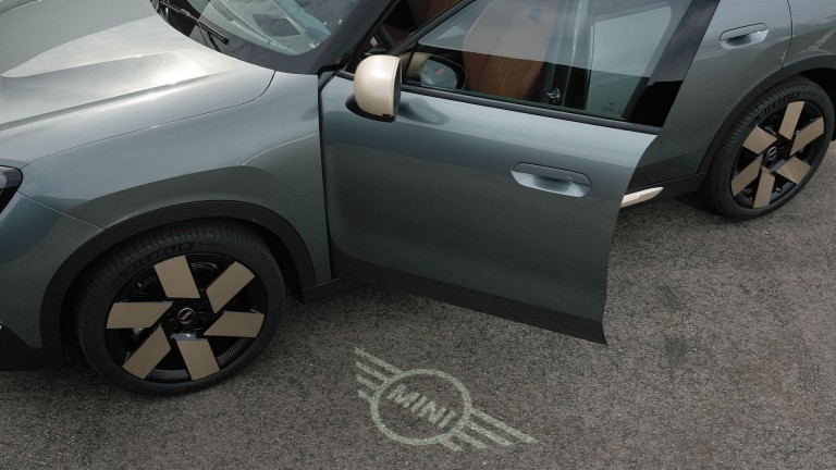 Повністю електричний MINI Countryman - екстер’єр - вітальне освітлення