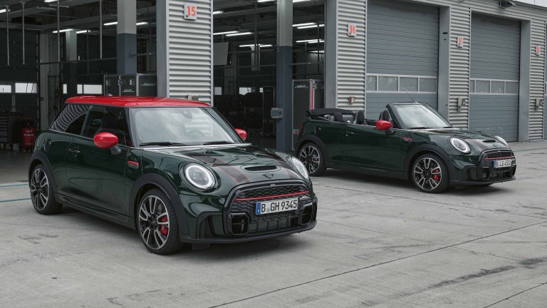 MINI John Cooper Works – зелений і червоний, вид спереду – порівняння моделей