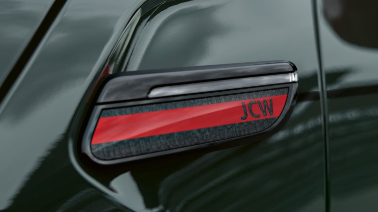 MINI John Cooper Works – Бічні накладки - Прошитий карбон