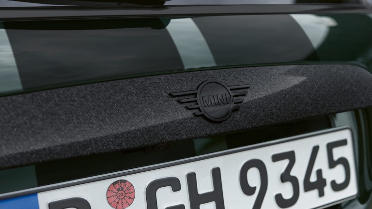 MINI John Cooper Works – Ручка задньої двері -Прошитий карбон