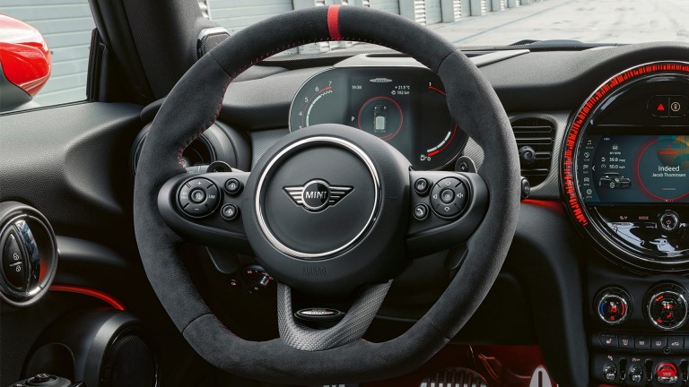 MINI John Cooper Works - Кермо - Алькантара / Карбон