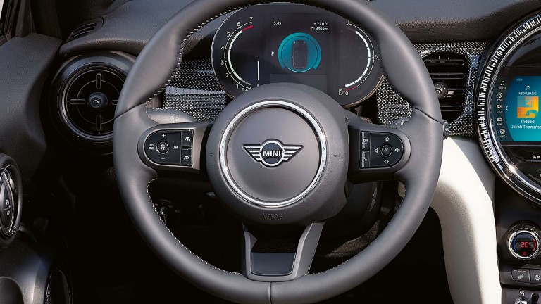 5-дверный хэтчбек MINI – рулевое колесо – кожа наппа