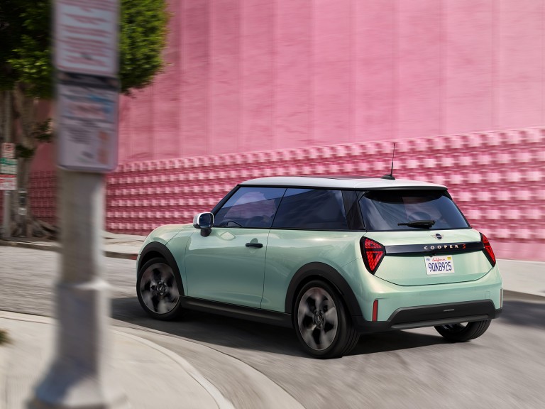 3-дверний MINI Cooper - досвід водіння - аеродинаміка