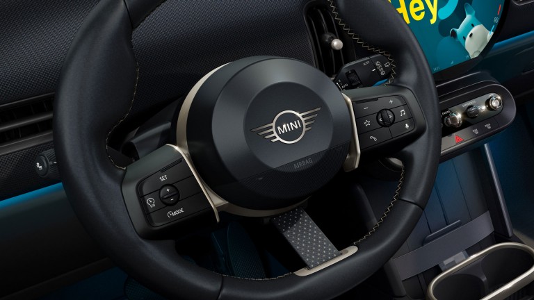 3-дверний MINI Cooper - інтер'єр - більше вражень