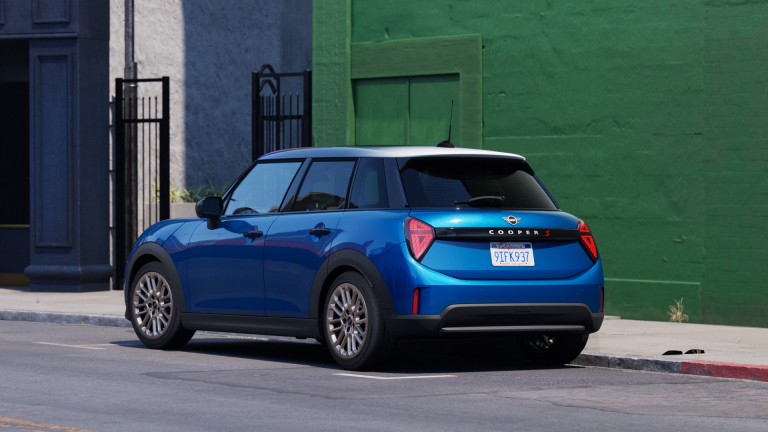 5-дверний MINI Cooper - фінансові послуги - огляд - фінансування тизер